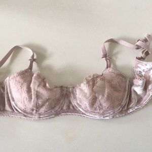 Blush pink Victoria Secret bra size 32C